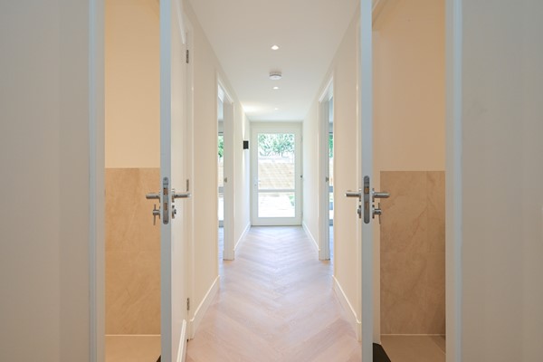 Medium property photo - Laan van Meerdervoort 37A, 2517 AD Den Haag